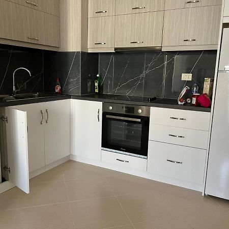 Saranda City Center & Beach Apartament 2 Bed Room Exterior photo