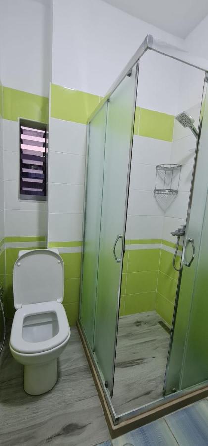 Saranda City Center & Beach Apartament 2 Bed Room Exterior photo