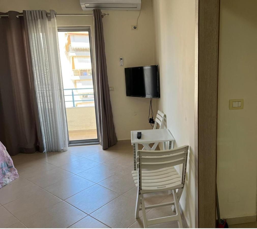 Saranda City Center & Beach Apartament 2 Bed Room Exterior photo